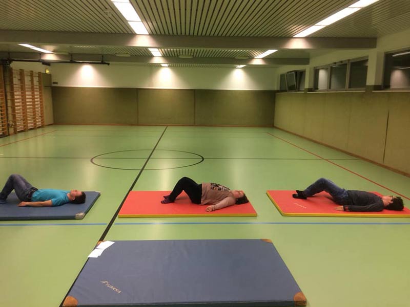 Pilates und Yoga als Therapie