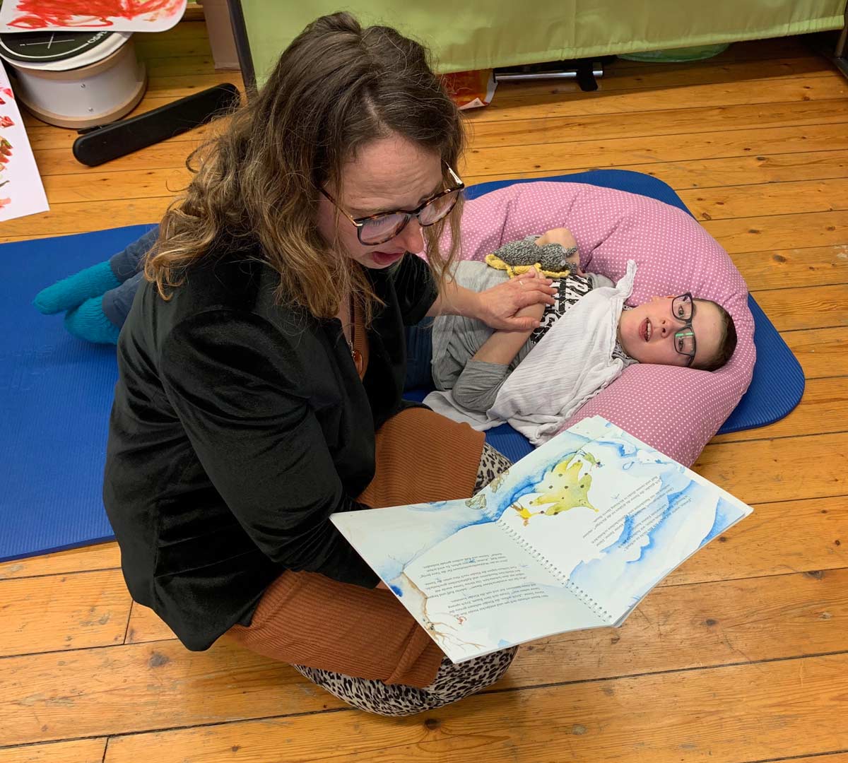 Kinderbuch3 Kinderbuch brachte über 3.000 Euro für Schritt für Schritt.
