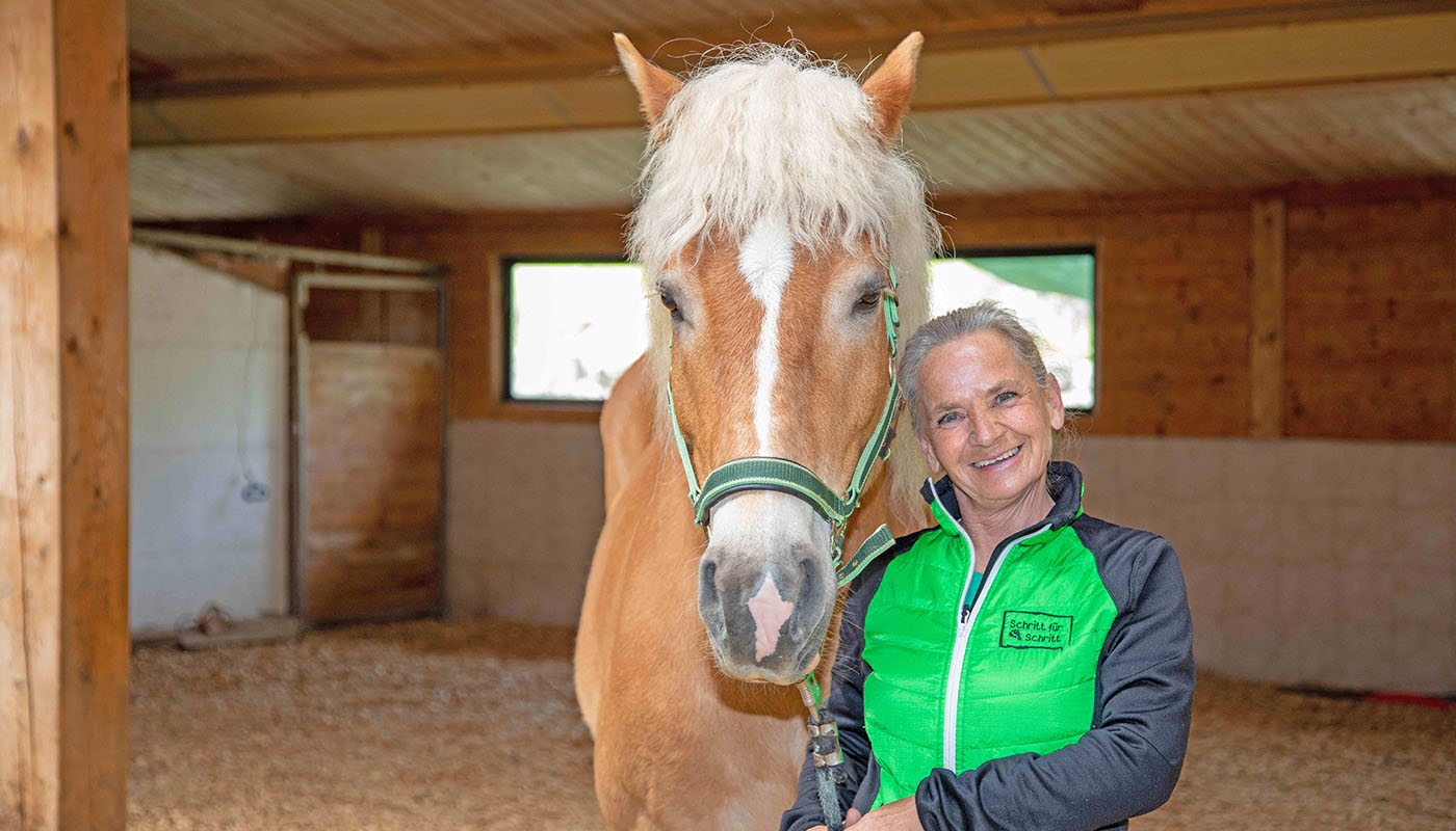 monika - reitpädagogin bei schritt für schritt