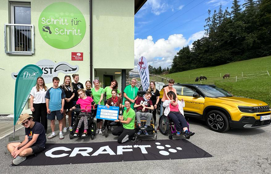 Charity Wuzzler Turnier Spendenübergabe bei Schritt für Schritt