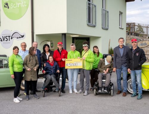 Oldtimertreffen Bad Häring spendet für Schritt für Schritt